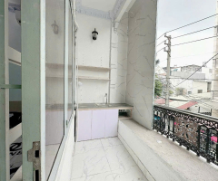 PHÒNG CÓ BAN CÔNG TẠI 417 LÊ VĂN THỌ