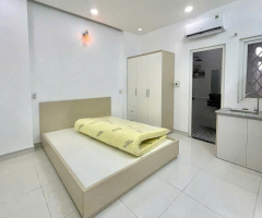 PHÒNG CÓ CỬA SỔ TẠI 240 PHẠM VĂN CHIÊU